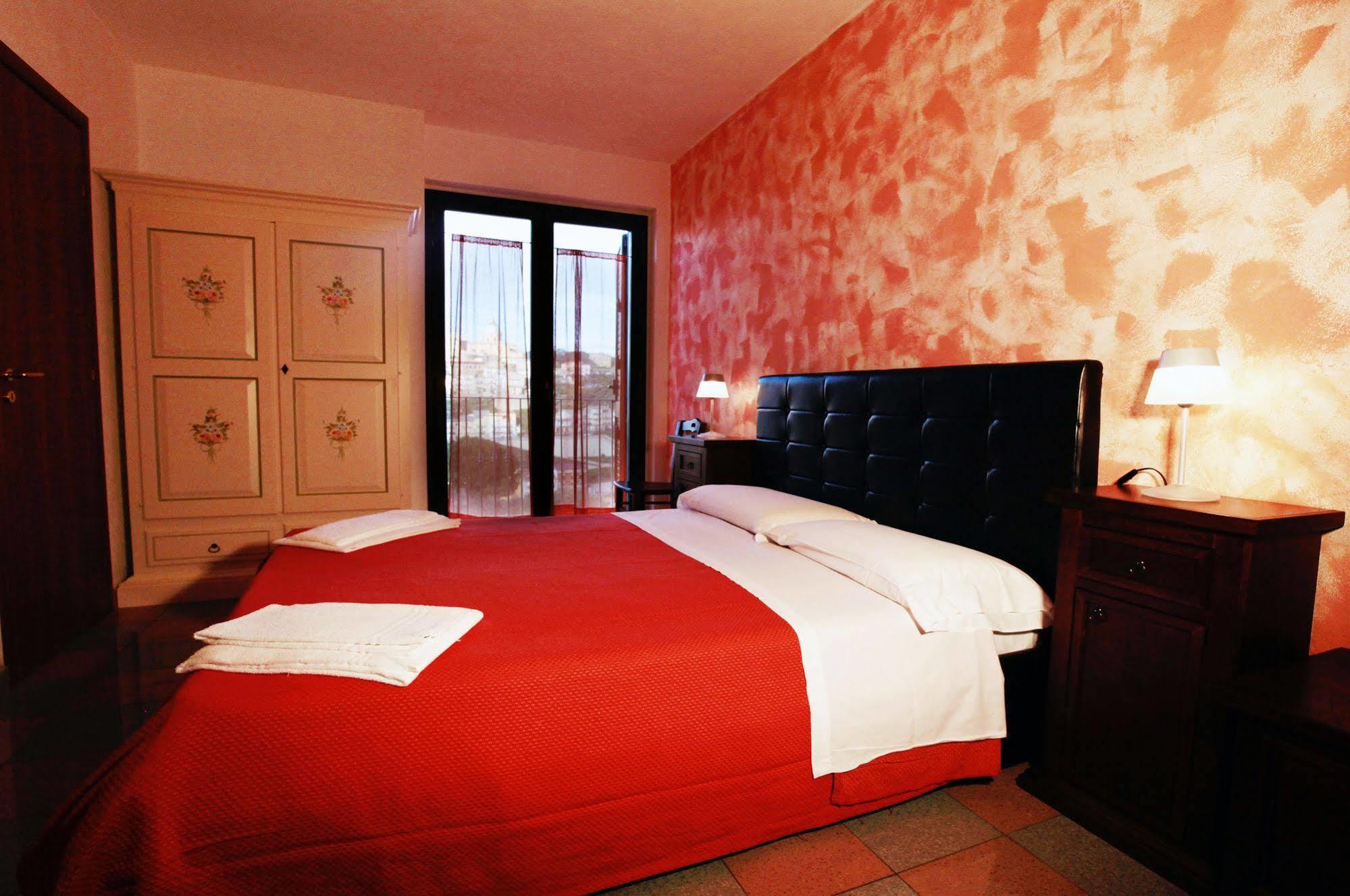 La Casa Rossa Country House Bed and Breakfast Piazza Armerina Esterno foto